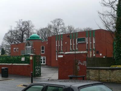 Manchester Central Mosque, Manchester, England Tourist Information