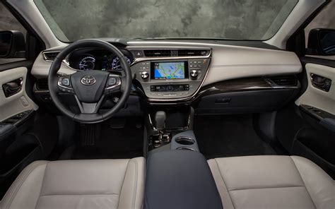 Toyota Avalon - Information and photos - MOMENTcar