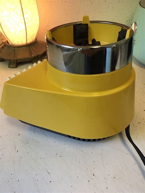 Vintage Waring yellow blender | Etsy