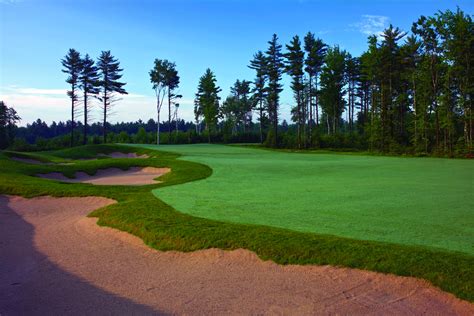 The Most Charming Golf Courses in Maine