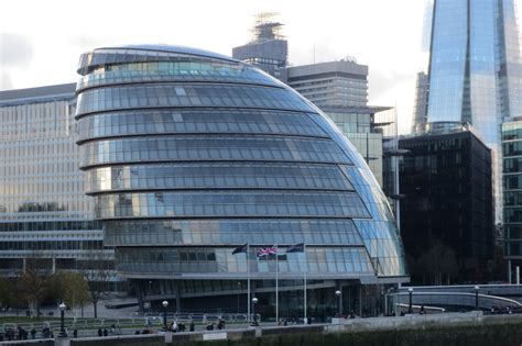 London_City_Hall_28729 - WikiArquitectura