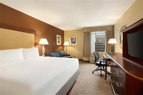 CROWNE PLAZA CRYSTAL CITY-WASHINGTON, D.C., AN IHG HOTEL $188 ($̶2̶7̶3̶ ...