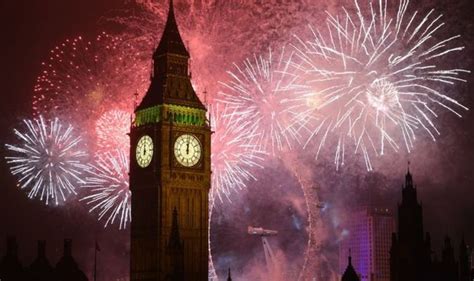 New Year’s Eve countdown LIVE: Watch New Year clock countdown HERE ...