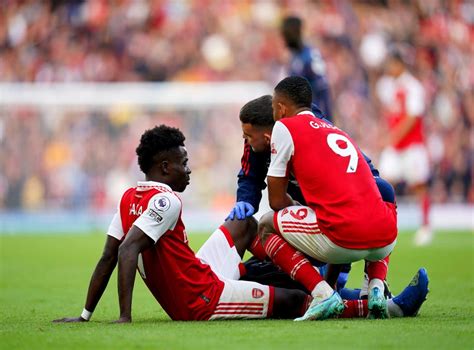 Bukayo Saka injury: Arsenal boss Mikel Arteta plays down fears before World Cup | The Independent