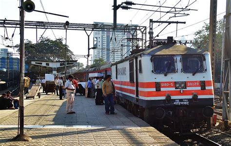 Surat Railway Station, Surat, India Photos