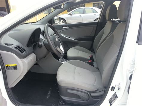 2012 Hyundai Accent - Interior Pictures - CarGurus