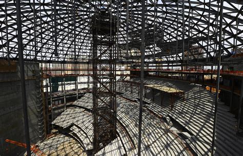 MSG Sphere frame in place, work continues | Las Vegas Review-Journal