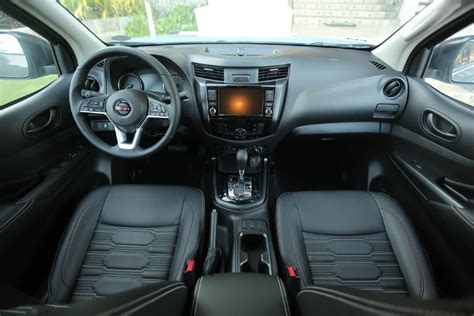 Nissan Navara PRO-4X Interior 4