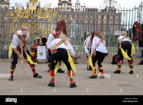 traditional morris dancer Stock Photo - Alamy