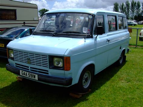 Ford Transit minibus MK2 | Ford Transit minibus mk2 Hawards … | Flickr