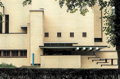 Hilversum Town Hall (1924) - Willem Marinus Dudok Architecture Design ...