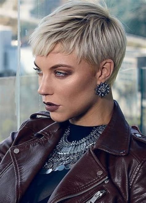 30 Chic Short Pixie Haircuts Ideas For Woman 2019