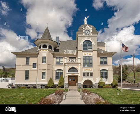 Garfield County Courthouse, 1901, Late Victorian style, in Pomeroy, Washington, USA Stock Photo ...