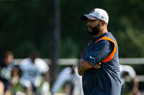 Eagles hire Sean Desai as defensive coordinator to…