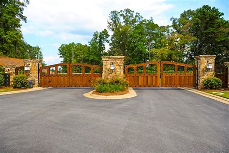 5 Popular Gated 55+ Communities in Texas | 55places