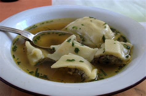 Fichier:Maultaschen suppe.jpg — Wikipédia