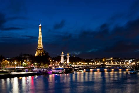 Paris - Eiffel Tower and Seine at Night | Daxis | Flickr