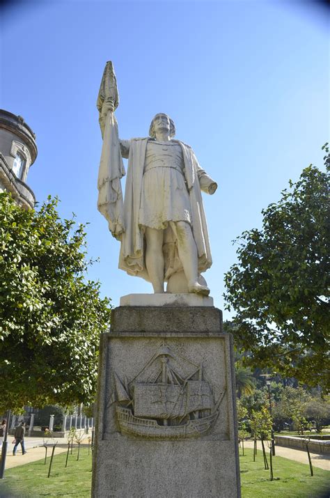 Estatua de Cristóbal Colón en Pontevedra. | Pontevedra galicia ...