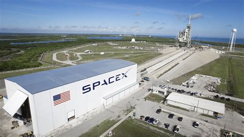 SpaceX weathers Irma, no delays to busy October launch schedule