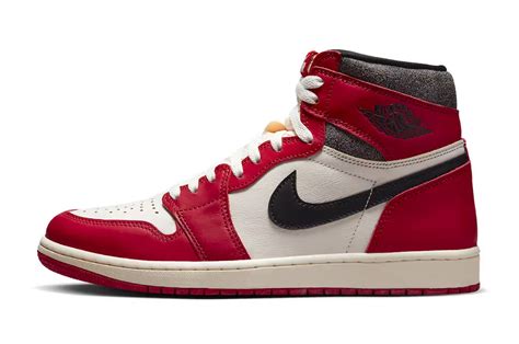 The Air Jordan 1 High OG ‘Chicago Lost & Found’ restock is coming in ...