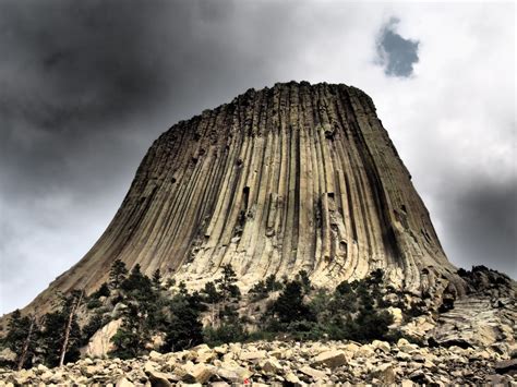 A close encounter with Wyoming's weirdest rock: the Devils Tower - Tiny ...