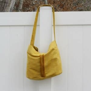 Faux Suede Slouchy Hobo Bag Pattern - DIY Crush