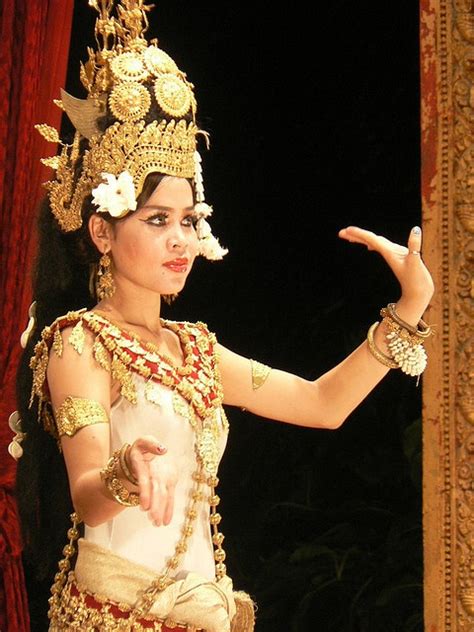 Cambodian traditional dance | Traditional dance, Dance, Dancing queen