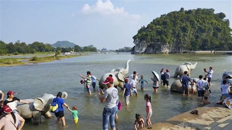 Guide to Guilin’s Elephant Trunk Hill | The Chinese Language Institute