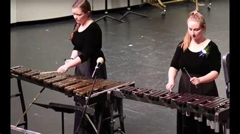 Girls Playing Xylophone Duet - YouTube