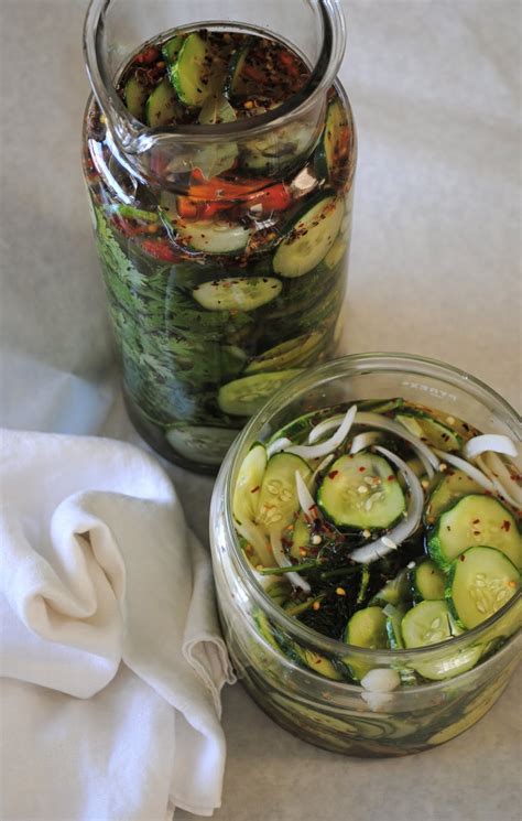 Gourmet Girl: Easy Refrigerator Sweet and Spicy Pickles