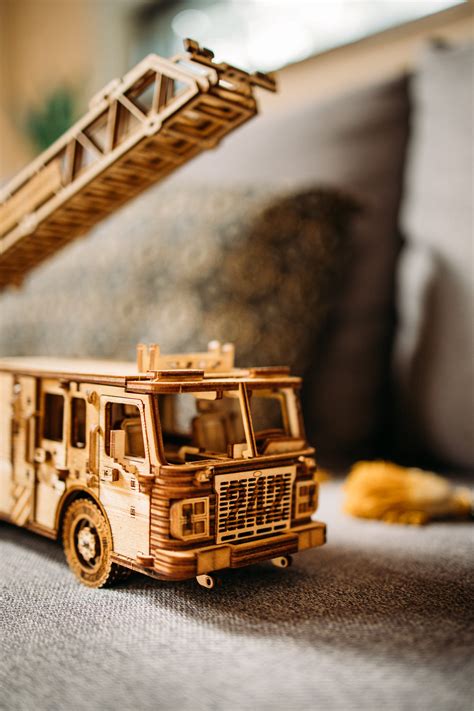 Rescue Firetruck - New 3D wooden mechanical model kit for adults – Wood ...