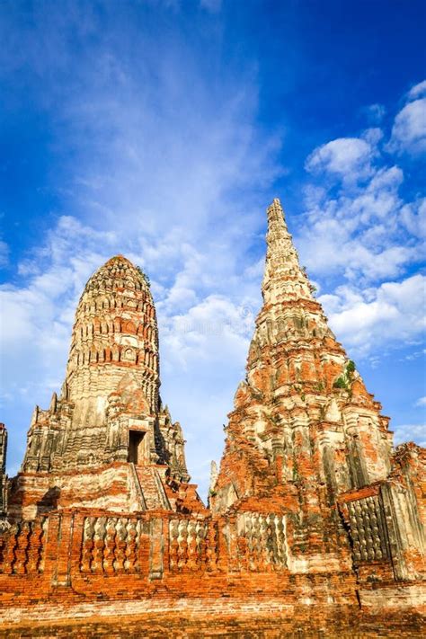 Wat Chaiwatthanaram Temple, Ayutthaya, Thailand Stock Photo - Image of phraya, asian: 136375792