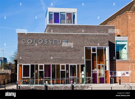 Colosseum Watford town hall Stock Photo - Alamy