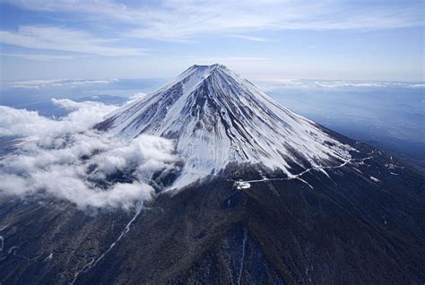 Climbing Mount Fuji: New Restrictions to Take Care of the Mountain We ...