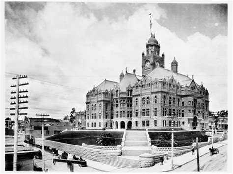 Los Angeles Courthouse with the Jail on the left in 1898 — Calisphere