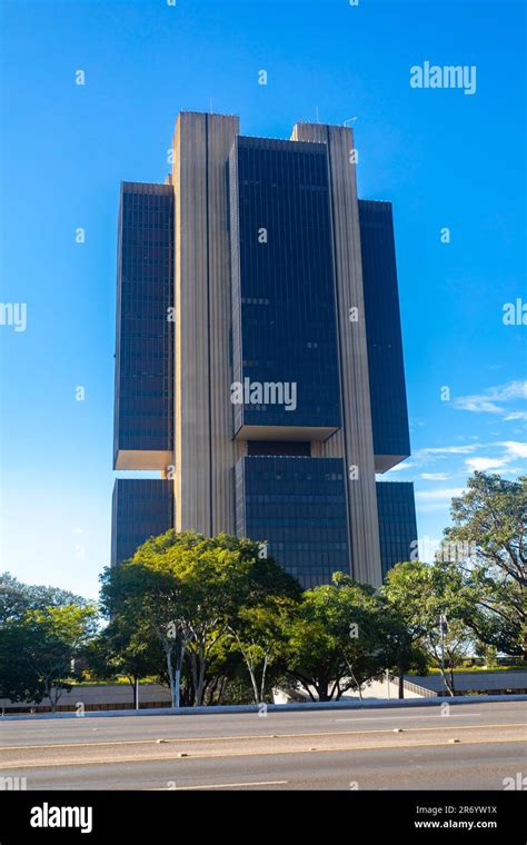 Central bank building in the city of Brasilia, capital of Brazil Stock Photo - Alamy