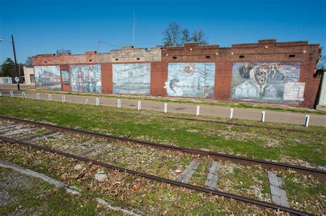 Tutwiler Mural — Mississippi Delta Top 40