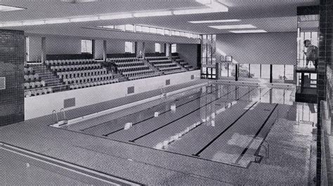 Bedford's Robinson Pool: 'Much cherished' facility celebrates 50 years - BBC News