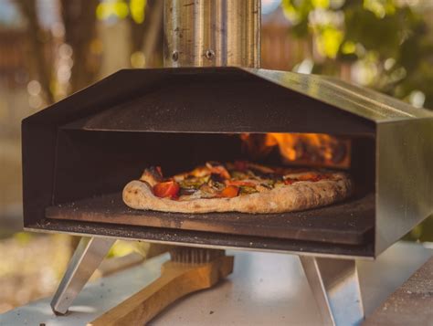 Pizza Oven Temperature: How Hot Should It Be? - OutsideFoodie