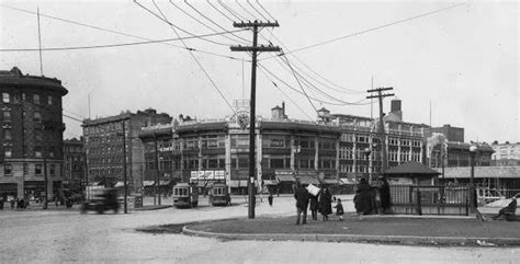 Hunts Point... | Bronx history, Vintage new york, City scene