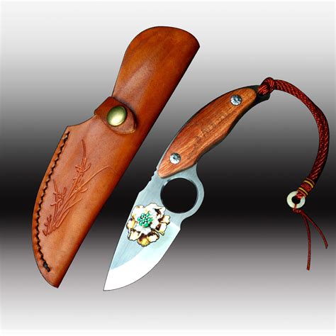 Small Hunting Knife with Wood Handle and Leather Sheath - China New ...