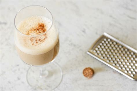 Easy Rum Eggnog Recipe