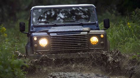 wallpaper: Land Rover Defender Off Road Wallpapers