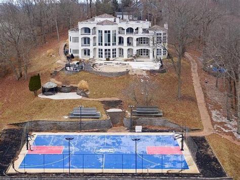 Is Nelly selling this abandoned mansion to improve his net worth ...