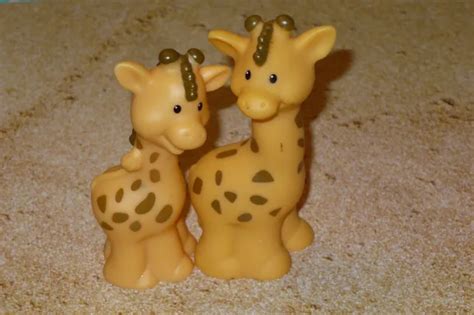 FISHER PRICE LITTLE People Noah's Ark ~ Pair of GIRAFFES ~ 2007 ...