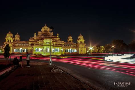 Night light trails -Albert Hall, Jaipur