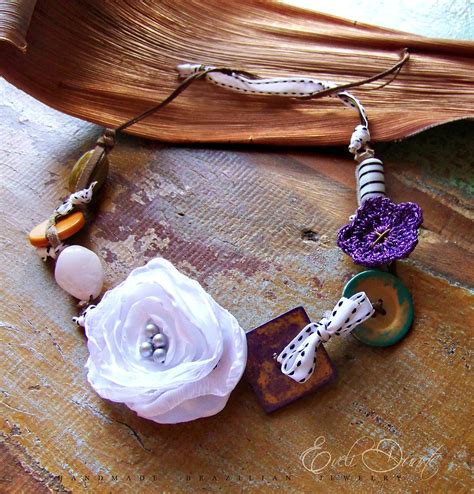 ED304 | Rose Quartz, Resin, Murano Glass and Organza Flower.… | Flickr