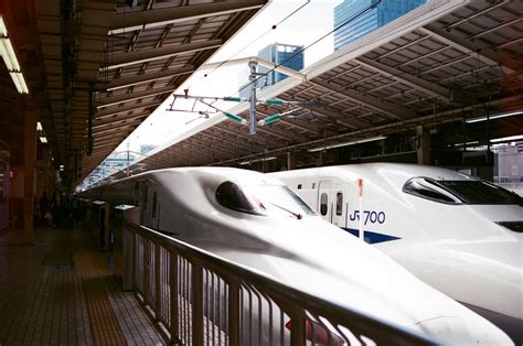 東京駅 Tokyo, Japan / AGFA VISTAPlus / Nikon FM2 | 抵達東京車站，搭新幹線很… | Flickr