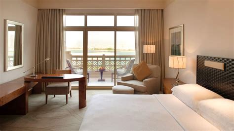 Luxury Hotel Rooms & Suites in Doha | Grand Hyatt Doha