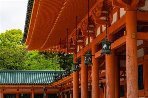 Heian-jingu Shrine in Kyoto · Free Stock Photo